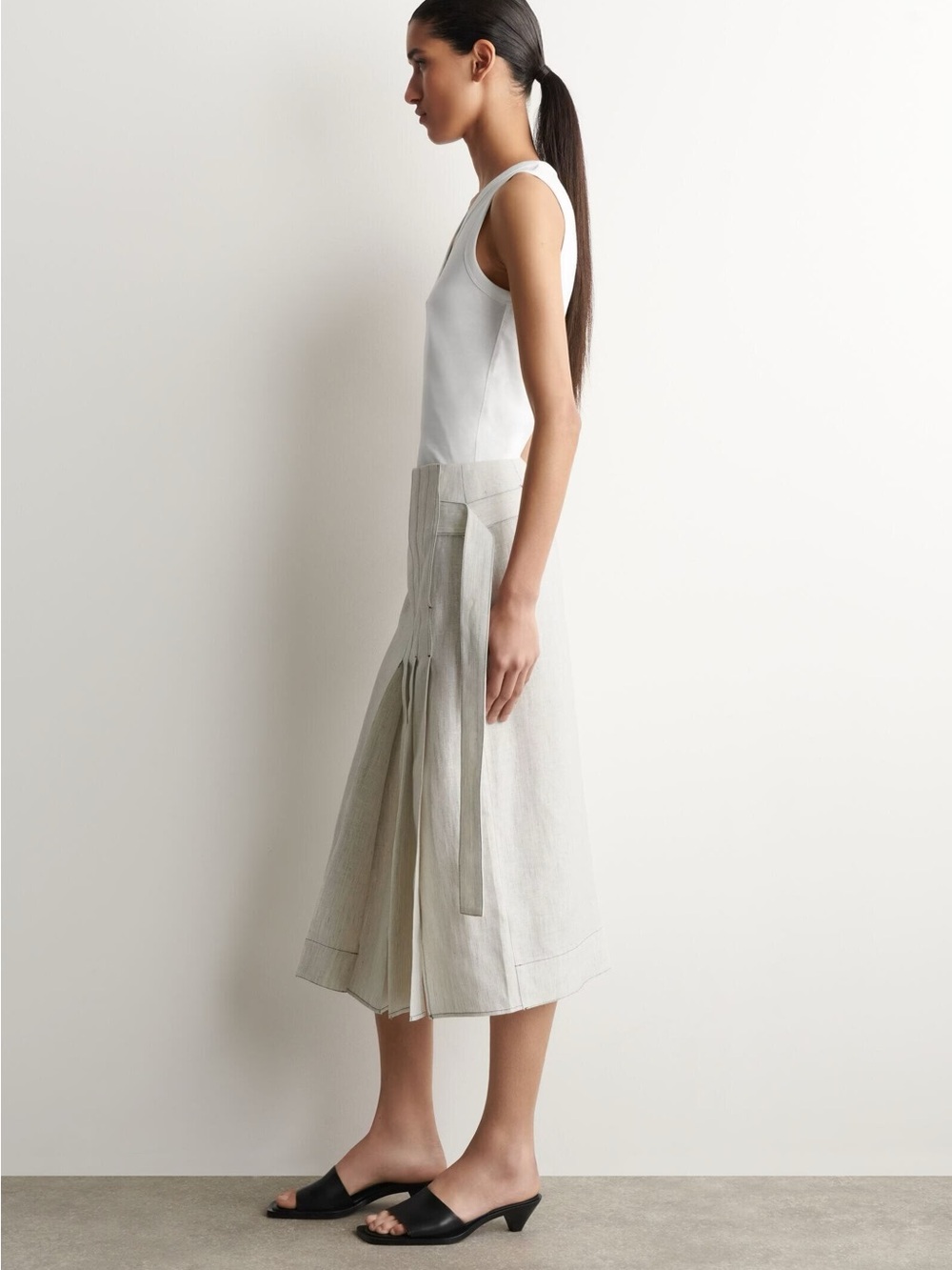 NWT (size 2) COS BELTED PLEATED LINEN MIDI SKIRT - Picture 3 of 9